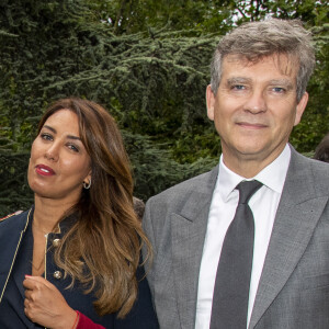 Exclusif - Arnaud Montebourg et Amina Walter en backstage lors de l'évènement "Le Concert de Paris" depuis le Champ-de-Mars à l'occasion de la Fête Nationale du 14 Juillet 2021.  © Perusseau-Veeren/Bestimage