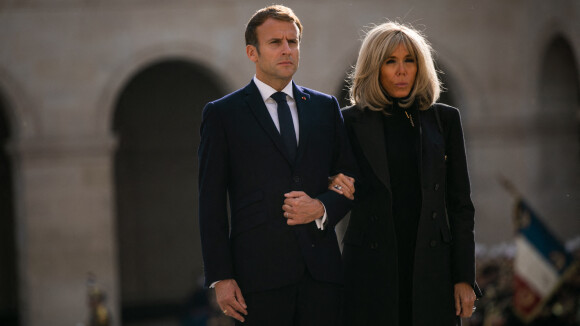 Brigitte Macron aspire "à une vie plus simple" : la première dame contre un 2e mandat de son mari ?