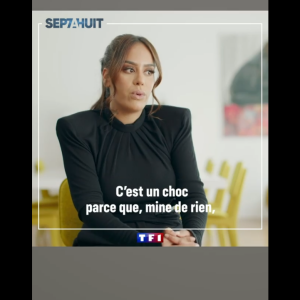 Amel Bent révèle avoir fait une fausse couche dans le Portrait de la semaine d'Audrey Crespo-Mara dans "Sept à huit" (TF1) le 24 octobre 2021.