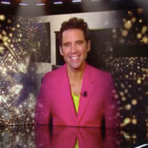 Mika en visioconférence lors de la finale de "The Voice All Stars" - TF1