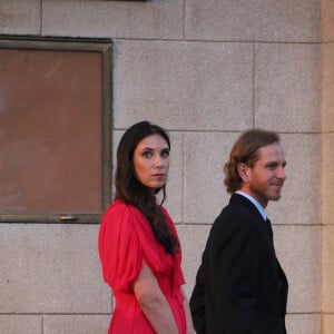 Andrea Casiraghi et sa femme Tatiana Santo Domingo arrivent au mariage du prince Phílippos de Grèce et Nina Flohr à Athènes le 23 octobre 2021