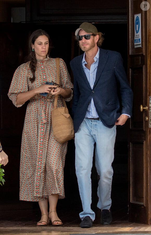 Andrea Casiraghi et son épouse Tatiana Santo Domingo lors de la réception organisée par le roi Constantin II au Yachtclub d'Athènes, suite au mariage du prince Philippos et Nina Flohr, le 24 octobre 2021.