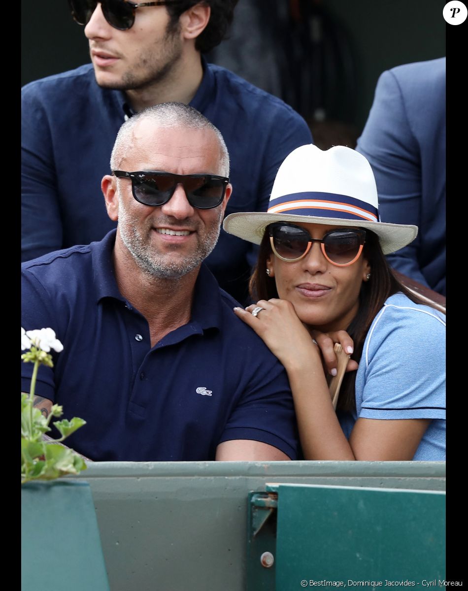 Amel Bent et son mari Patrick Antonelli dans les tribunes des internationaux de tennis de Roland Garros à Paris, France, le 3 juin 2018. © Dominique Jacovides - Cyril Moreau/Bestimage