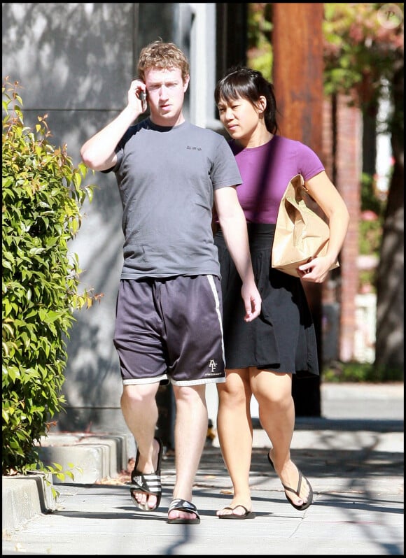 Mark Zuckerberg et Priscilla Chan à Palo Alto. Le 10 octobre 2010.