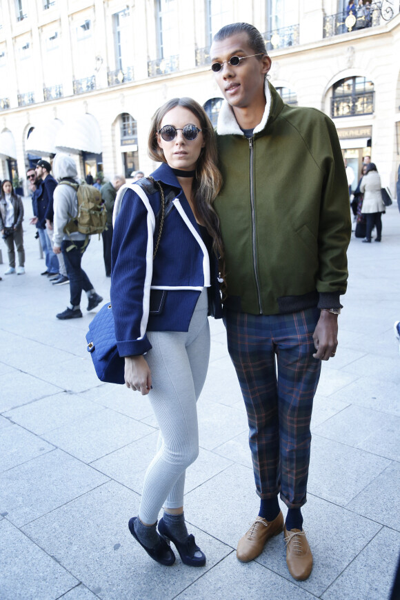 Le chanteur Stromae et sa femme Coralie Barbier - People arrivant au défilé de mode "Louis Vuitton", collection prêt-à-porter Printemps-Eté 2017 à Paris, le 5 octobre 2016.© Christophe Aubert via Bestimage