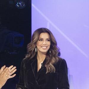 Exclusif - Eva Longoria - TPMP (Touche Pas à Mon Poste) présenté par C.Hanouna en direct le 29/10/21 sur C8, avec pour invité : E.Longoria qui présentera sa soirée de gala Fondation Global Gift à l'hôtel Four Seasons George V à paris le samedi 30 octobre. - le 29 octobre 2021. © Jack Tribeca / Bestimage