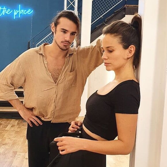 Lucie Lucas et son partenaire Anthony Colette dans l'émission "Danse avec les stars".