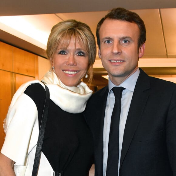 Emmanuel Macron et sa femme Brigitte