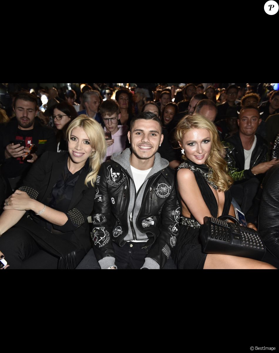 Wanda Nara, Mauro Icardi, Paris Hilton - People au défilé de mode hommes Philipp Plein collection prêt-à-porter Printemps-Eté 2017 à Milan, le 18 juin 2016.