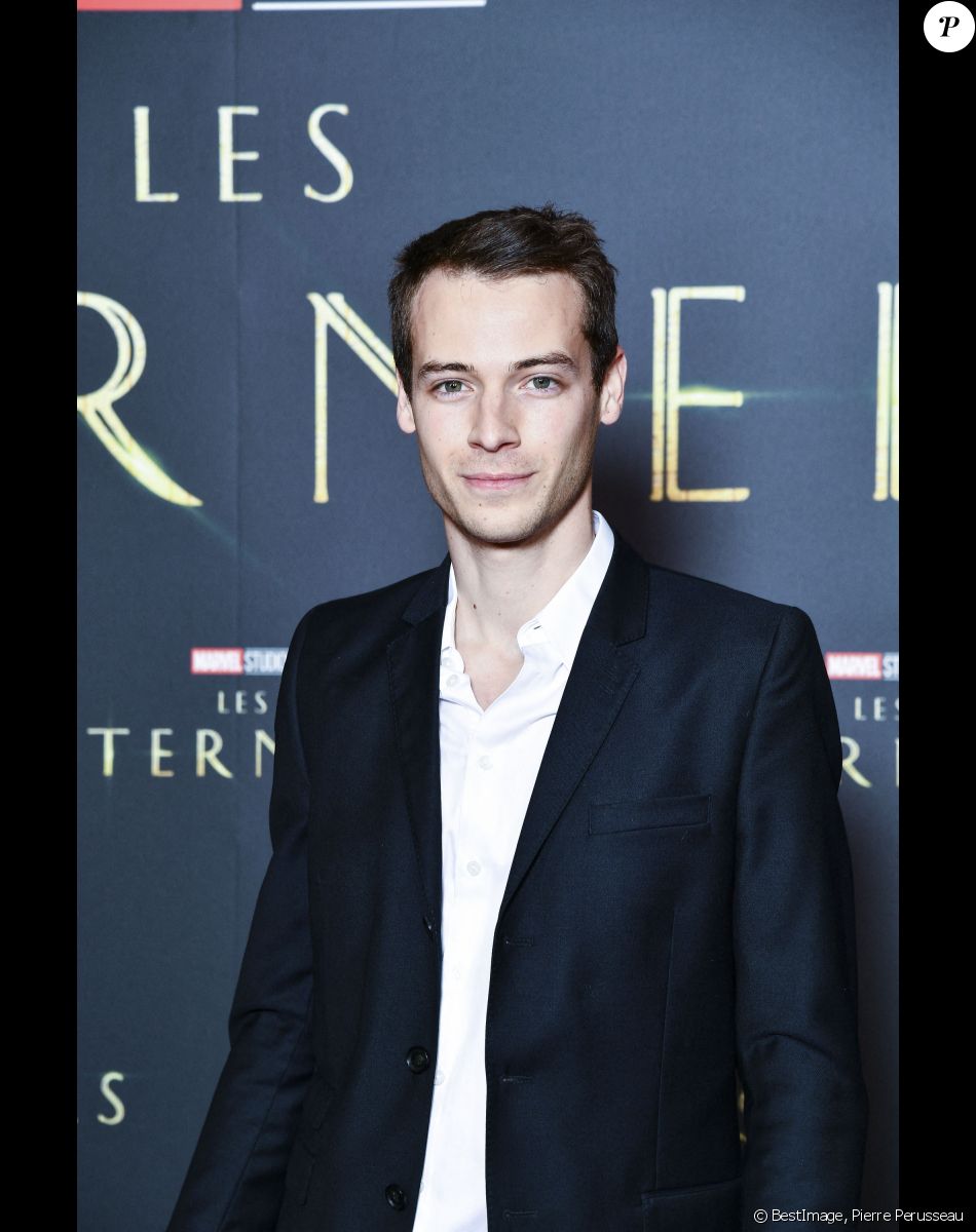 Louis Morin - Avant première du film Marvel "Les Eternels" au Grand Rex à Paris le 2 novembre 2021. © Pierre Perusseau/Bestimage