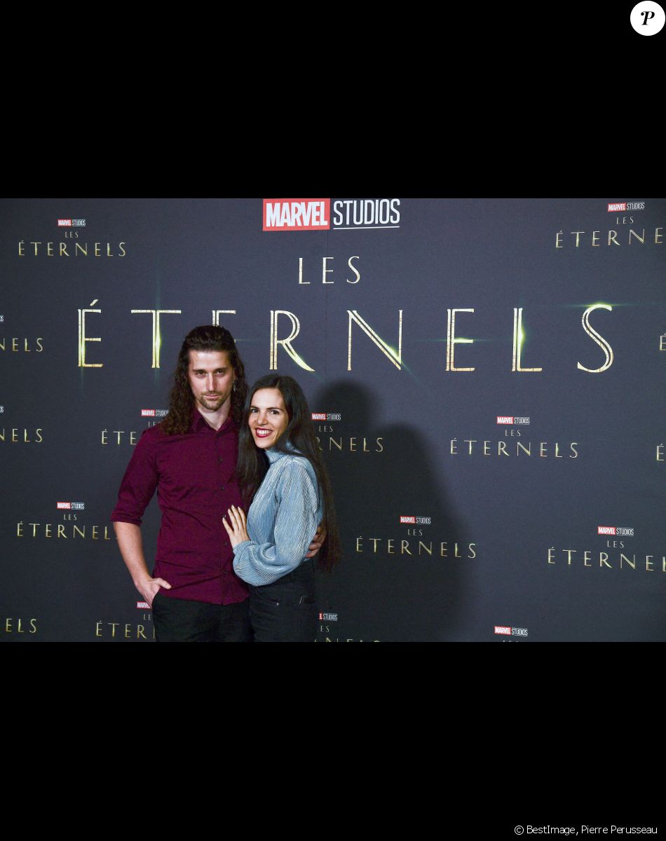 Charlotte Hervieux et son ami - Avant première du film Marvel "Les Eternels" au Grand Rex à Paris le 2 novembre 2021. © Pierre Perusseau/Bestimage