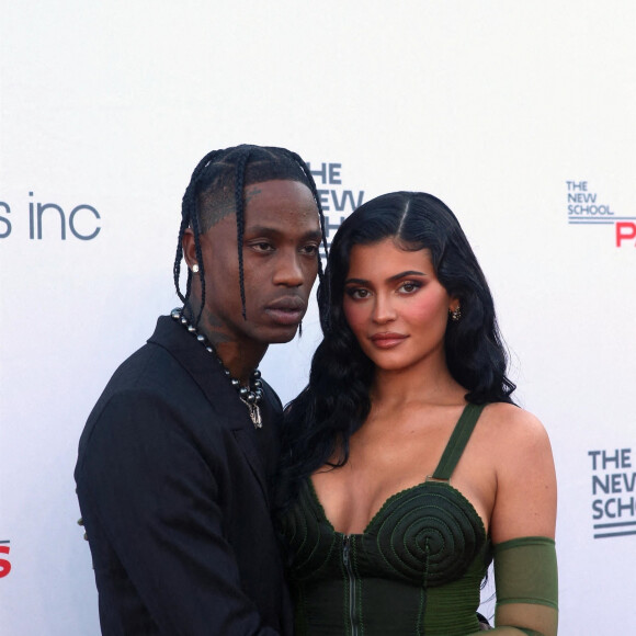 Travis Scott, Kylie Jenner et leur fille Stormi arrivent à la 72ème édition Parsons Benefit où Travis Scott va être récompensé au Pier 17 dans le Seaport District à New York, le 15 juin 2021.