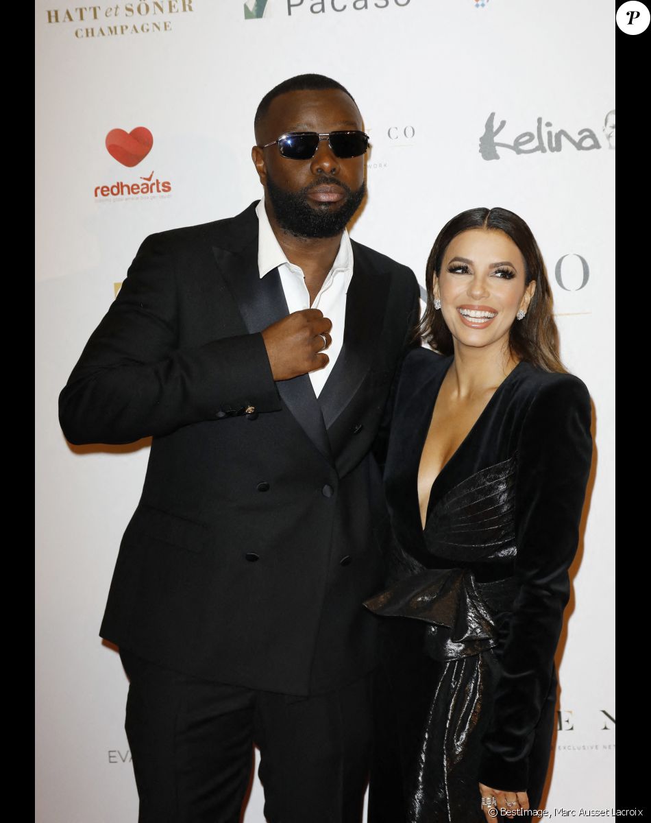 Gims, Eva Longoria - Photocall de la 10ème édition du "Global Gift Gala 2021" à l'hôtel Four Seasons Hotel George V à Paris le 30 octobre 2021 © Marc Ausset Lacroix/Bestimage