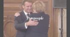 Angela Merkel très émue devant son discret mari Joachim Sauer et le couple Macron