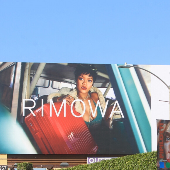 Rihanna dans la nouvelle campagne d'affichage de la marque de bagages Rimowa. Le 5 novembre 2021 