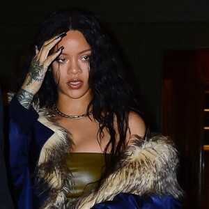 Exclusif - Rihanna va dîner à New York