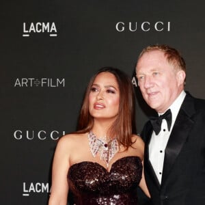 Salma Hayek et son mari François-Henri Pinault - People au 10ème "Annual Art+Film Gala" organisé par Gucci à la "LACMA Art Gallery" à Los Angeles. Le 6 novembre 2021