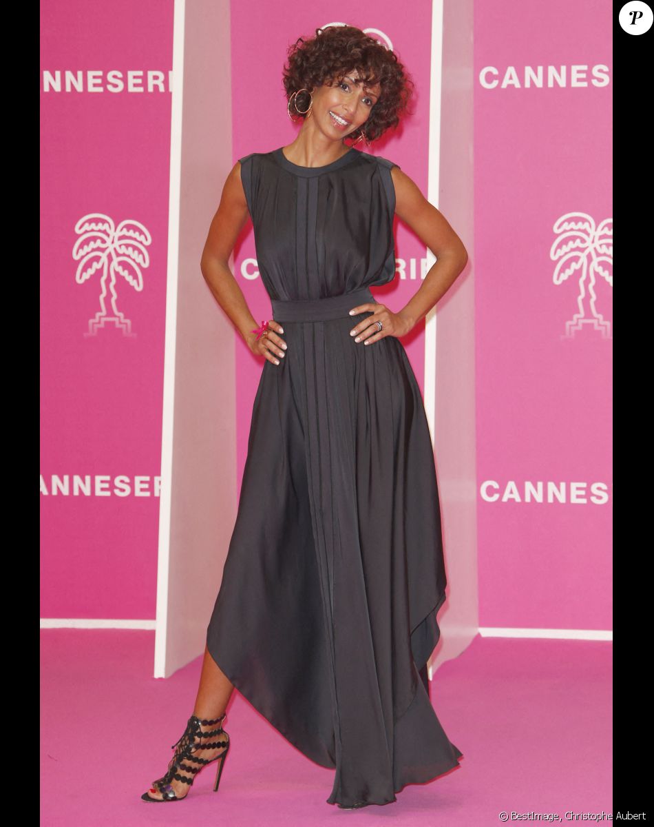 Sonia Rolland de la série "Tropiques criminels" - 5ème soirée du 4ème Canneseries au Palais des Festivals à Cannes, le 12 octobre 2021. © Christophe Aubert via Bestimage
