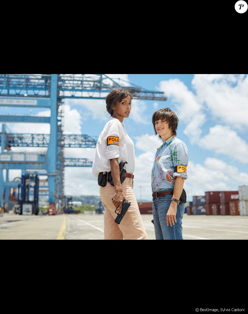 Exclusif - Sonia Rolland et Béatrice de la Boulaye sur le tournage de la saison 2 de la série "Tropiques criminels" en Martinique, qui sera diffusée à partir du 19 février 2021 sur France 2. Juillet 2020 © Sylvie Castioni / Bestimage