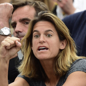 Amélie Mauresmo (entraineur de L.Pouille) dans les tribunes lors des internationaux de tennis de Roland Garros à Paris, France, le 30 mai 2019. © Jean-Baptiste Autissier/Bestimage