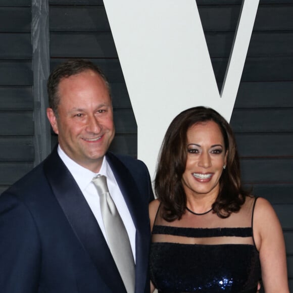 Kamala Harris et son mari Douglas Emhoff à la soirée "Vanity Fair Oscar Party" à Hollywood, le 22 février 2015.