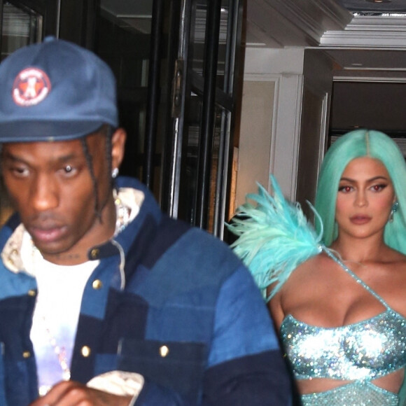 Kylie Jenner et son compagnon Travis Scott à la sortie du Mark Hotel pour se rendre à l'after party de la 71ème édition du MET Gala (Met Ball, Costume Institute Benefit) à New York, le 6 mai 2019.