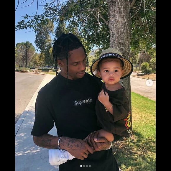 Travis Scott et sa fille Stormi Webster. Juillet 2019.