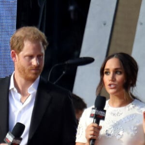 Le prince Harry, duc de Sussex et Meghan Markle sur la scène du "Global Citizen Live Festival" à Central Park à New York, le 25 septembre 2021. © Nancy Kaszerman/ZUMA Press Wire/Bestimage 