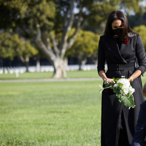 Le prince Harry et Meghan Markle lors d'une visite privée du Los Angeles National Cemetery le 8 novembre 2020. Photo Lee Morgan/PA Photos/ABACAPRESS.COM