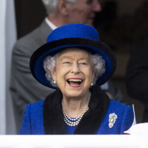 Willie Carson, la reine Elisabeth II d'Angleterre lors des Champions Day à Ascot. Le 16 octobre 2021