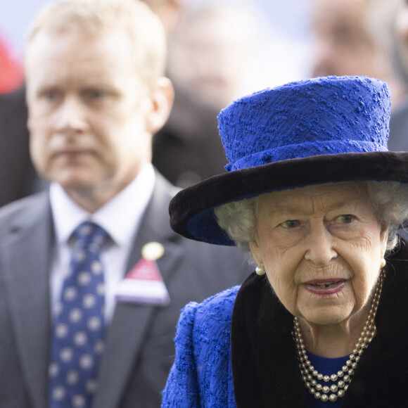 La reine Elisabeth II d'Angleterre lors des Champions Day à Ascot. Le 16 octobre 2021