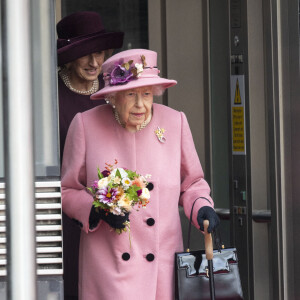 La reine Elisabeth II d’Angleterre assiste à la cérémonie d'ouverture de la sixième session du Senedd à Cardiff, Royaume Uni, 14 oc tobre 2021.