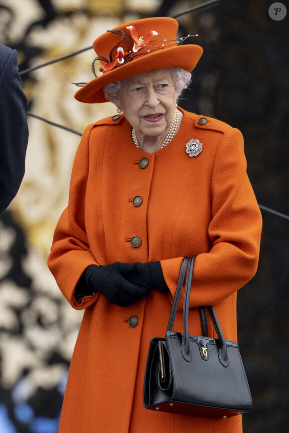 La reine Elisabeth II d’Angleterre au lancement du Queen’s Baton, relais des Jeux du Commonwealth 2022, au palais de Buckingham à Londres, Royaume Uni