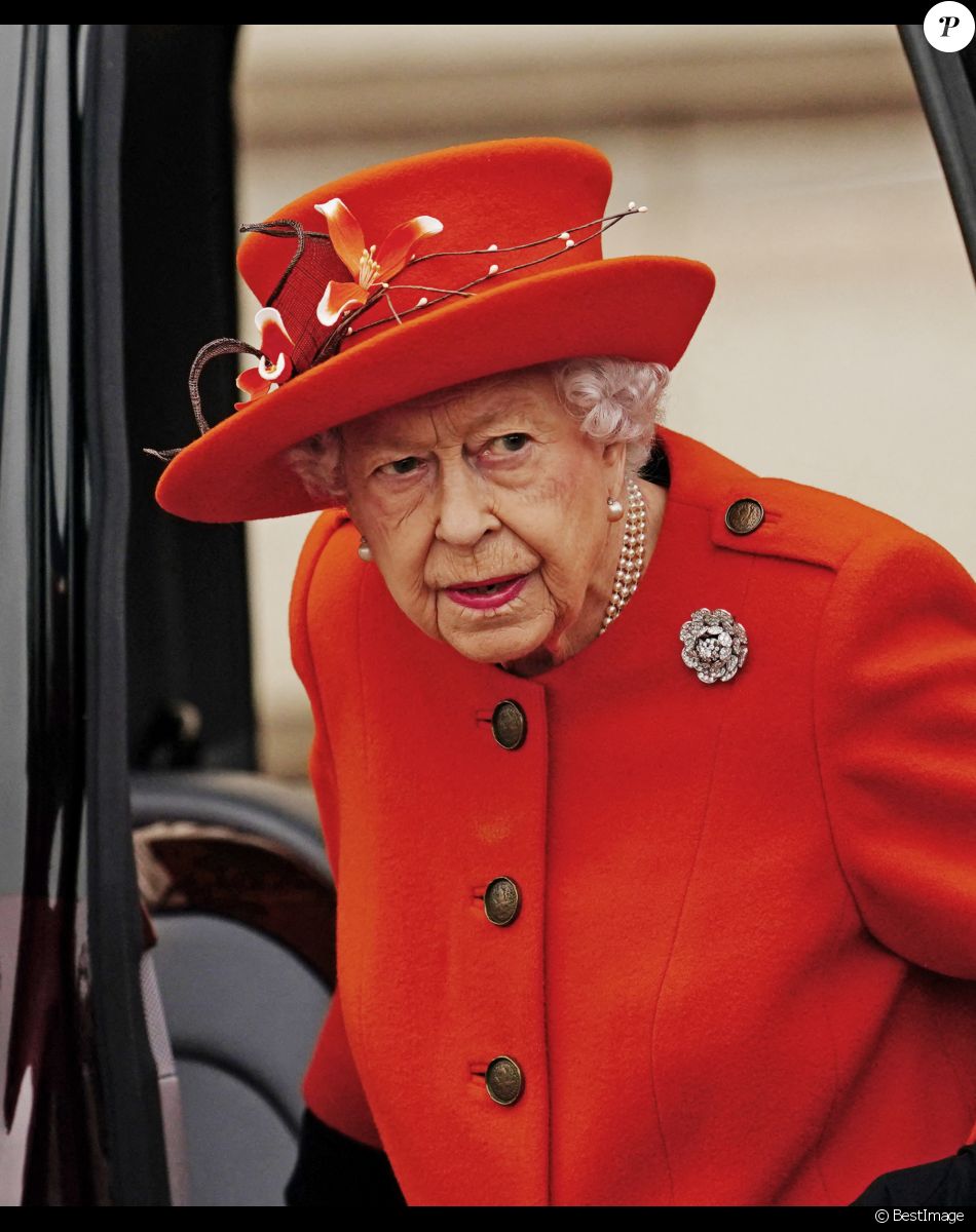 La reine Elisabeth II d’Angleterre au lancement du Queen’s Baton, relais des Jeux du Commonwealth 2022, au palais de Buckingham à Londres, Royaume Uni