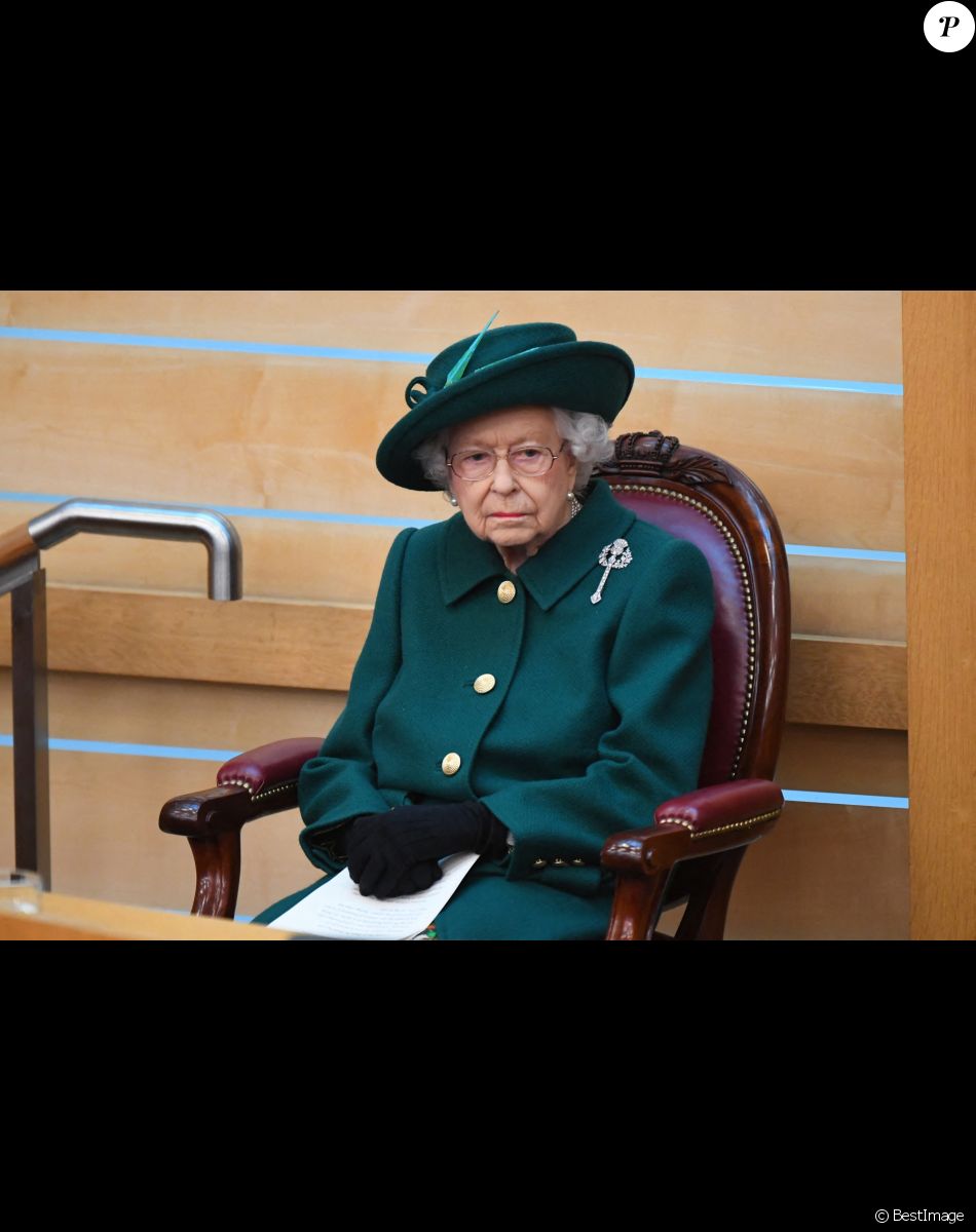 La reine Elisabeth II d’Angleterre au Parlement écossais à Edimbourg, Ecosse, Royaume Uni, le 2 octobre 2021.