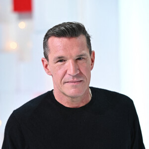 Benjamin Castaldi lors de l'enregistrement de l'émission "Vivement Dimanche spéciale Yves Montand" au Studio Gabriel à Paris, présentée par Michel Drucker et diffusée le 14 novembre sur France 2. Le 28 octobre 2021 © Guillaume Gaffiot / Bestimage