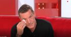 Benjamin Castaldi fond en larmes dans "Vivement dimanche" - France 2