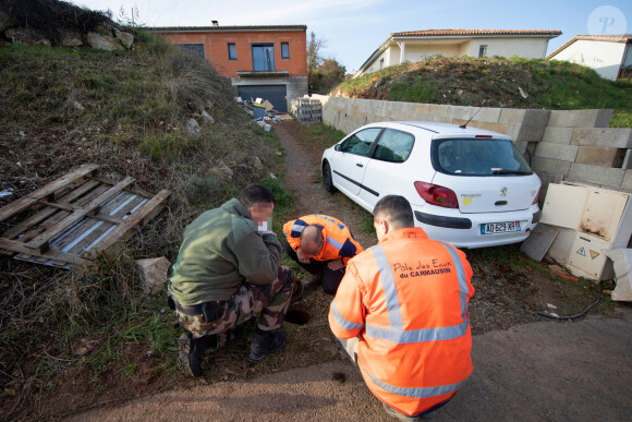 La maison en construction de Delphine Jubillar (Aussaguel) , disparue sans laisser de traces depuis le 16 décembre 2020 à Cagnac les Mines dans le Tarn. Un gendarme et une équipe du service des eaux ont mené des investigations pour chercher des traces dans le réseau raccordé à la maison. Le 7 janvier 2021  © Frédéric Maligne / Bestimage