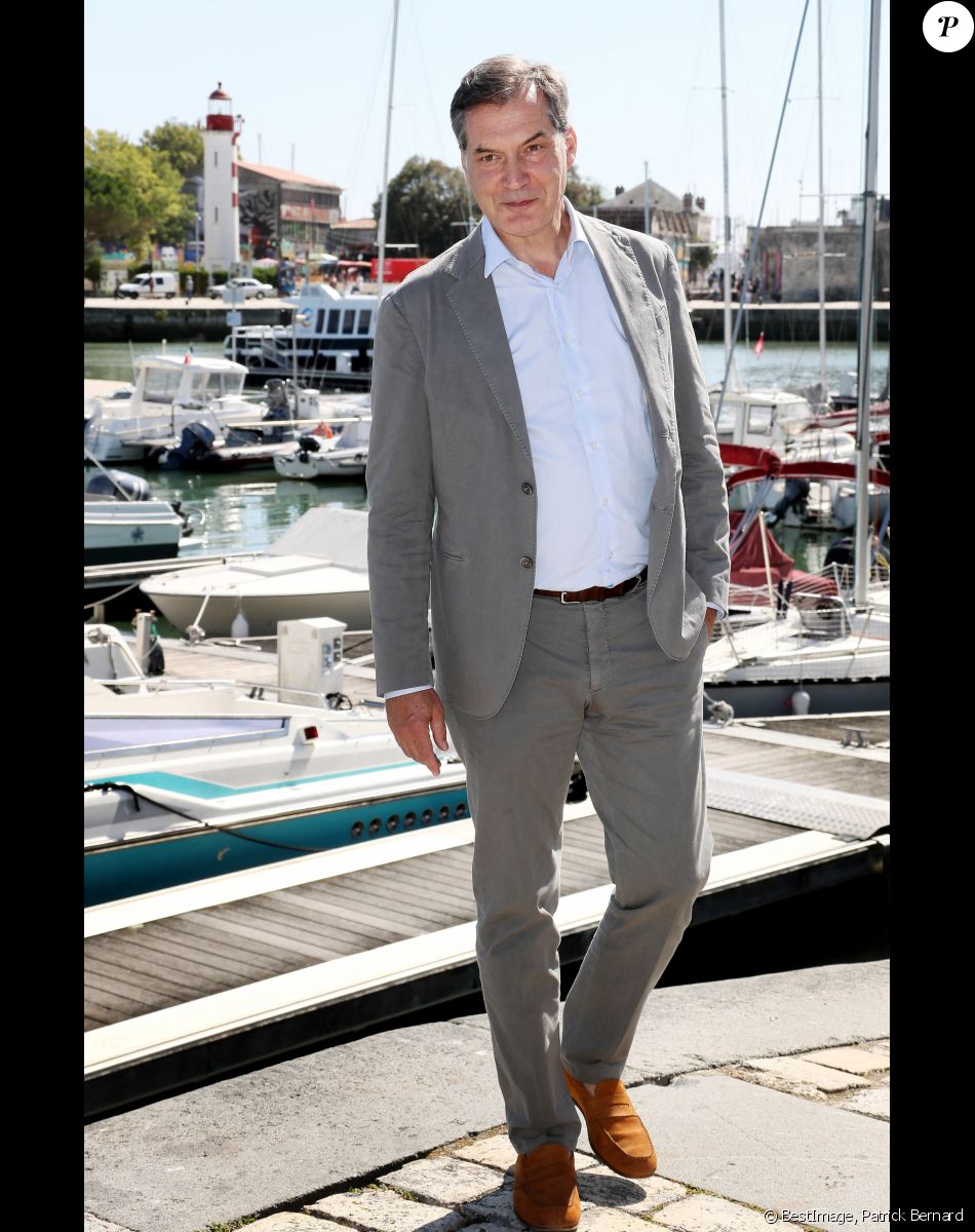 Samuel Labarthe - Photocall "Les Petits Meurtres d'Agatha Christie" lors de la 21ème édition du Festival de la Fiction TV de la Rochelle. Le 12 septembre 2019 © Patrick Bernard / Bestimage