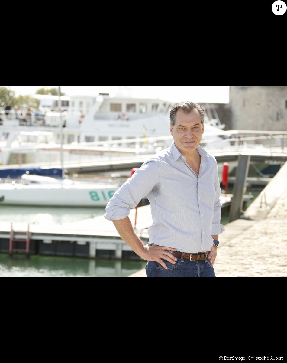 Samuel Labarthe au photocall de "Les Petits Meurtres d'Agatha Christie" lors de la 19ème édition du Festival de la Fiction TV de la Rochelle, le 14 septembre 2017. © Christophe Aubert/Bestimage