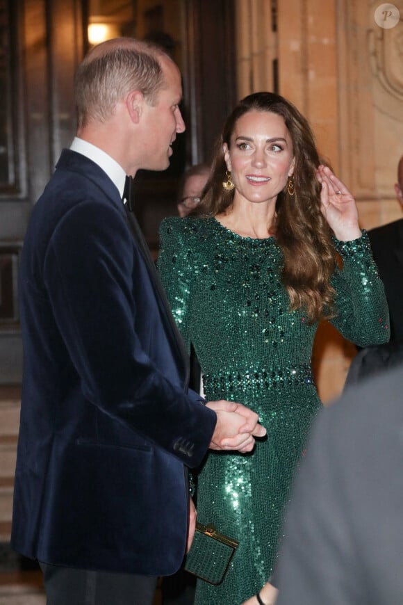 Le prince William et Kate Catherine Middleton - Le duc et la duchesse de Cambridge à leur arrivée au "Royal Variety Performance 2021" au Royal Albert Hall à Londres. Le 18 novembre 2021