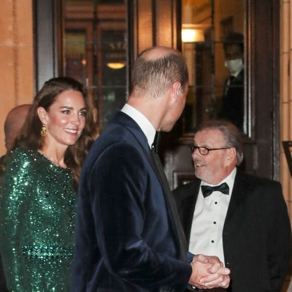 Le prince William et Kate Catherine Middleton - Le duc et la duchesse de Cambridge à leur arrivée au "Royal Variety Performance 2021" au Royal Albert Hall à Londres. Le 18 novembre 2021