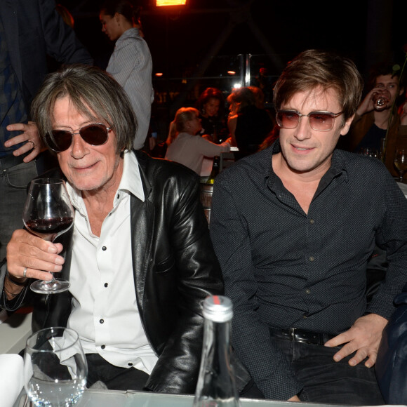 Jacques Dutronc et son fils Thomas Dutronc - Soirée de la 9ème édition du "Etam Live Show" (Etam Lingerie) lors de la fashion week à Paris. © Rachid Bellak/Bestimage 