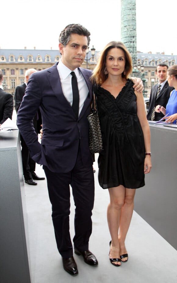 Barbara Schulz et son mari Romain Hatchuel - Vernissage de l'exposition Chaumet, place Vendôme, à Paris.