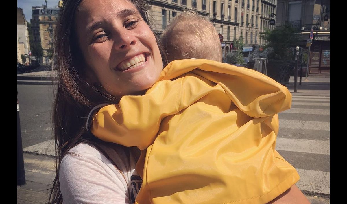 Julie de Bona maman angoissée : photos de son fils et anecdote étonnante sur son accouchement