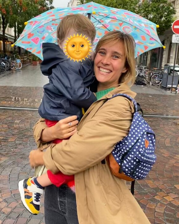 Julie de Bona avec son fils, sur Instagram