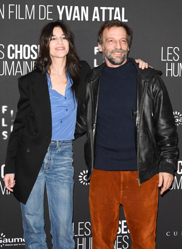 Charlotte Gainsbourg et Mathieu Kassovitz - Avant-première du film "Les Choses Humaines" au cinéma UGC Normandie à Paris le 23 novembre 2021. © Coadic Guirec/Bestimage