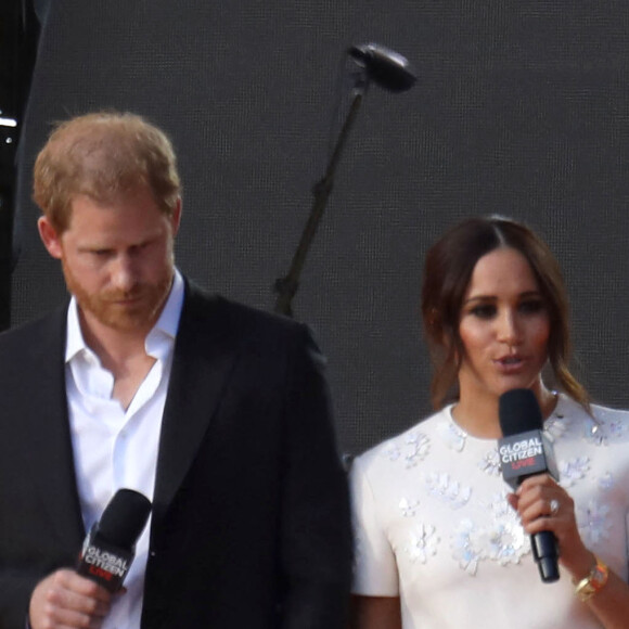 Le prince Harry, duc de Sussex et Meghan Markle sur la scène du "Global Citizen Live Festival" à Central Park à New York, le 25 septembre 2021. © Nancy Kaszerman/ZUMA Press Wire/Bestimage