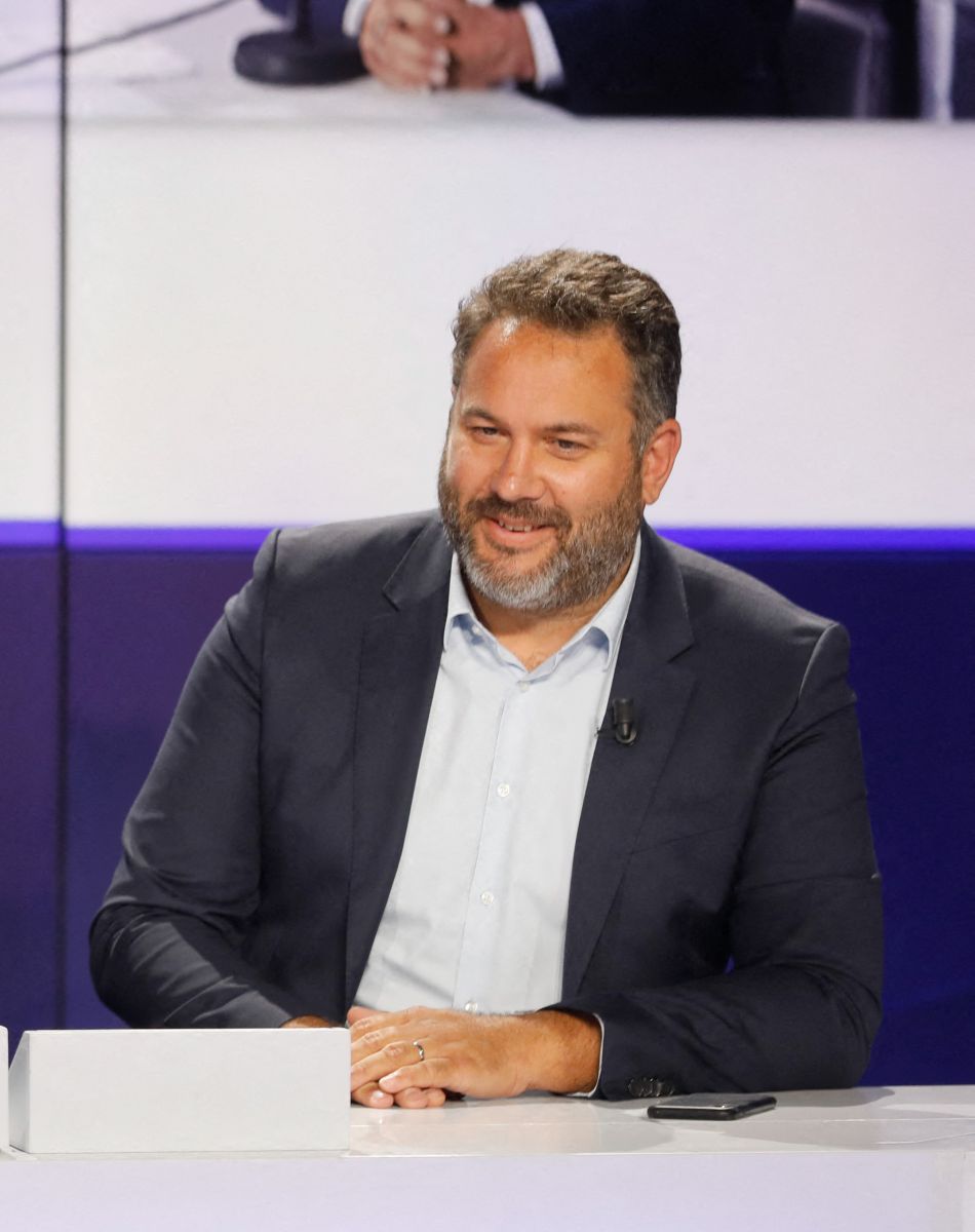 Marc-Olivier Fogiel (directeur général de BFMTV), Bruce Toussaint - Conférence de presse de rentrée de BFMTV saison 2021/2022 à l'Altice Campus à Paris, France, le 25 août 2021. © Christophe Clovis/Bestimage