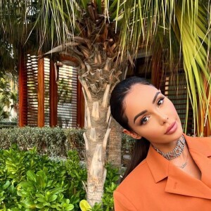 Nabilla : Diner exceptionnel avec son papa venu la voir à Dubaï